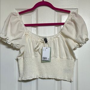 H&M Divided Cream Cropped Peasant Top M NWT